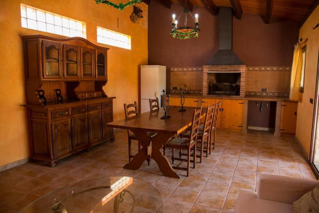 Casa Bella Con Piscina Βίλα Caldes De Montbui Εξωτερικό φωτογραφία